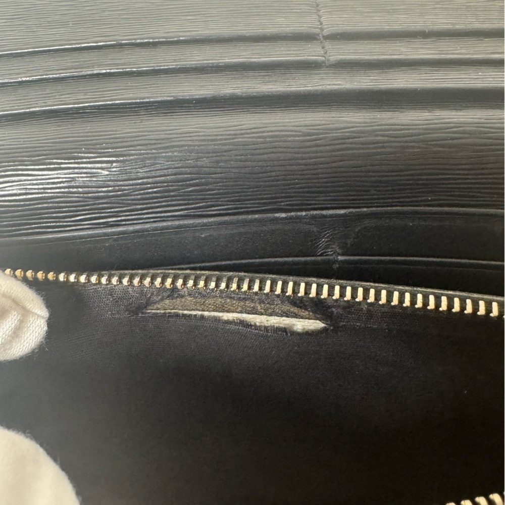 Prada Saffiano Lux Leather Continental Wallet with Gold Hardware - Picture 15 of 16